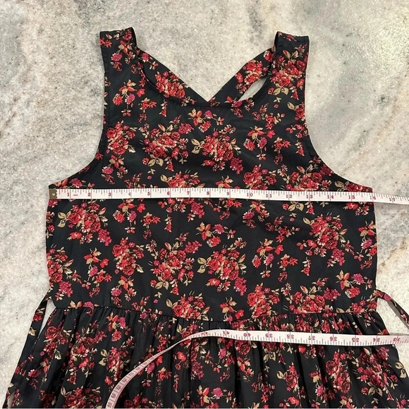 Band Of Gypsies Mini Dress Black Red Floral Tie Waist Open Back Size XS - Picture 8 of 11